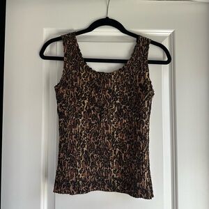 Sleeveless Leopard Print Crinkle Tank Top